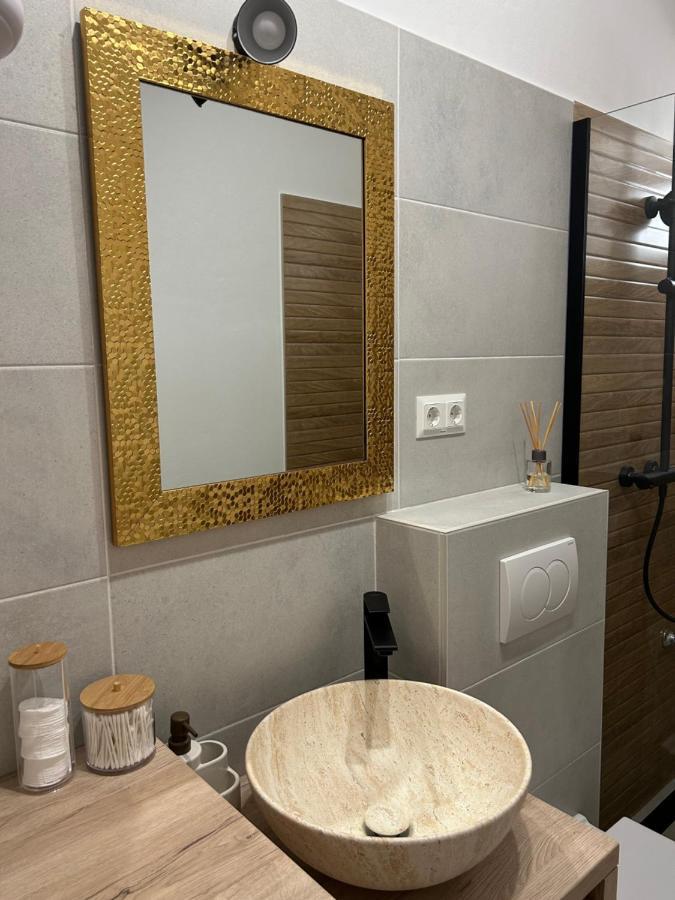 Zio Nino Apartamento Sutomiscica Exterior foto