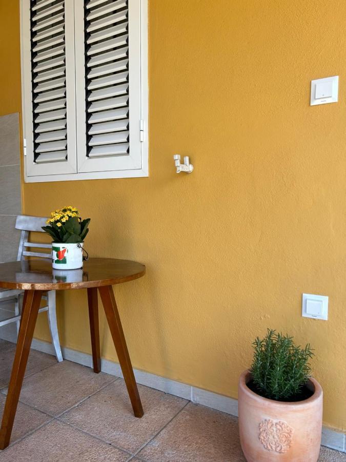 Zio Nino Apartamento Sutomiscica Exterior foto